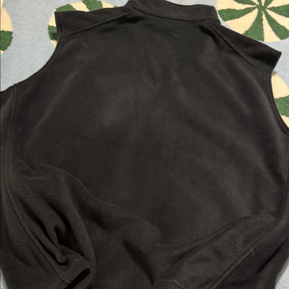 Columbia Black Zip-Up Fleece Vest - Picture 4 of 4